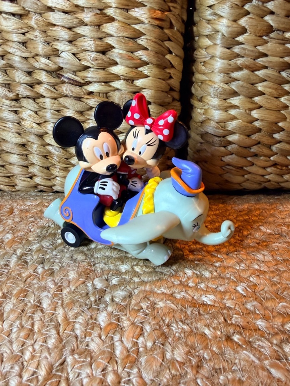 NWT Disney Parks Mickey & Minnie Ride-On Dumbo Pull Back Toy